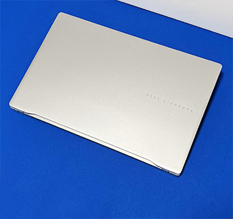 ASUS Vivobook S 15 S5507QA 天板