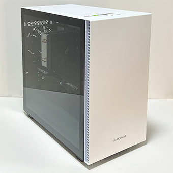Lightning-G AV-Ti7W（Ryzen7 7700/RTX5060Ti 16GB搭載）外観